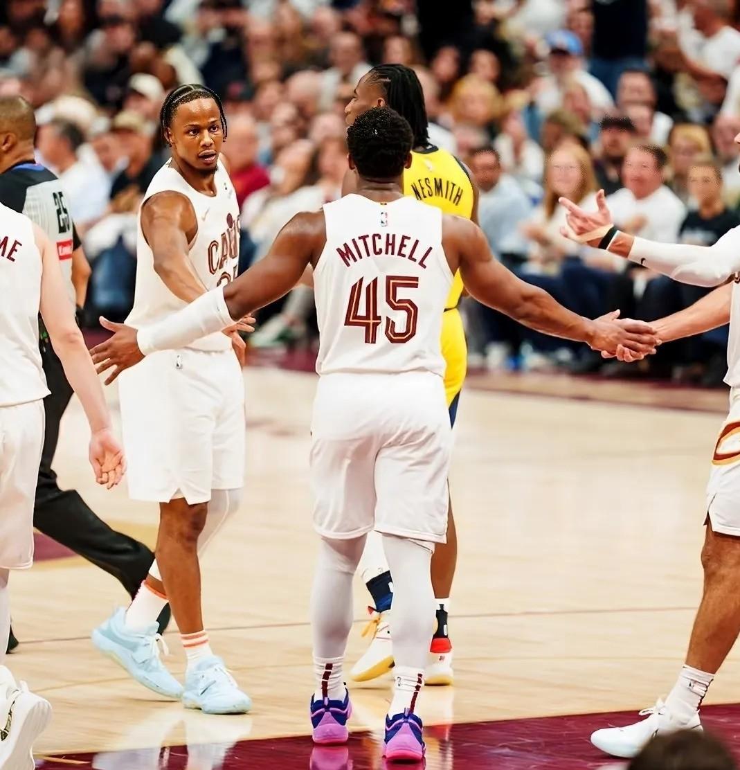 关于今晨NBA常规赛焦点战，克里夫兰骑士门线救险，质疑声仍在，轮换策略成焦点的信息-爱游戏体育娱乐