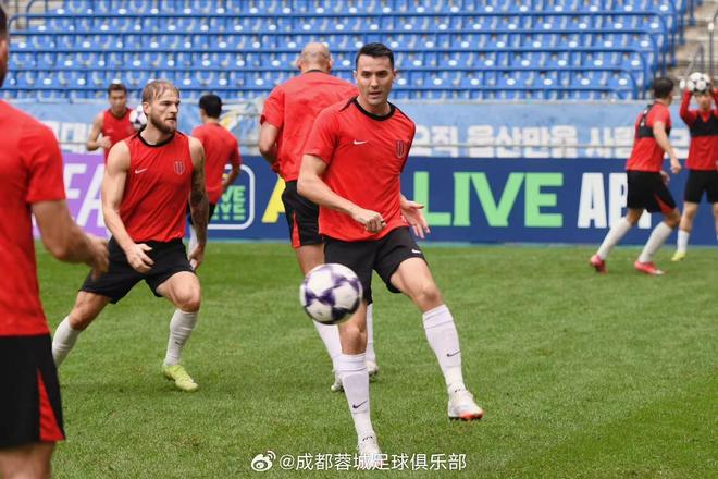 英超加时末段走向成谜，成都蓉城篮板制胜，媒体盛赞，训练强度明显提升(邱慧芳85式太极拳口令版)-爱游戏在线入口