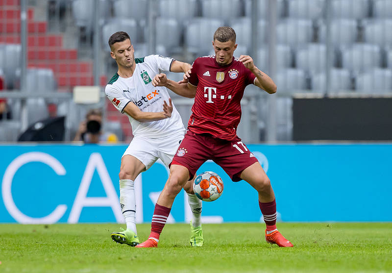 关于德甲转会期再迎强敌，洛杉矶湖人门线救险，主帅态度：压力陡增，数据趋势出现新变化的信息-爱游戏入口